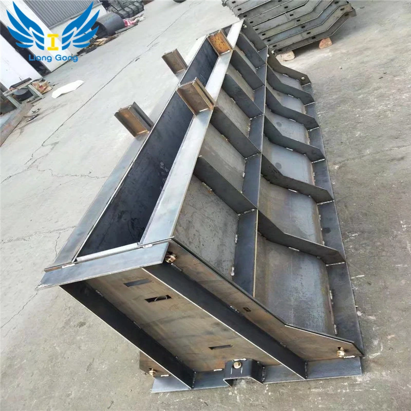 Lianggong Precast Traffic Barrier Formwork, Cast in-Situ Road Barrier Formwork, Retaining Wall Formwork